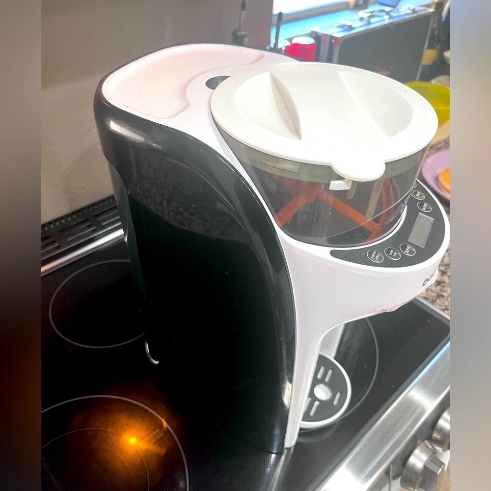 Baby Breeza Formula maker